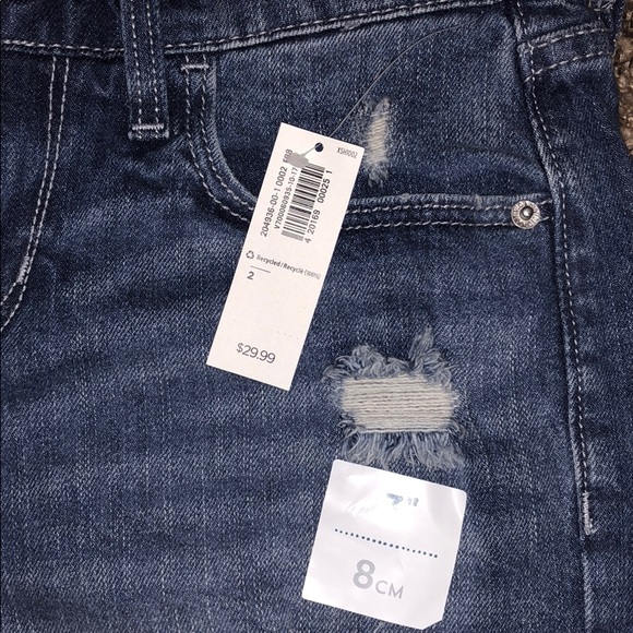Old navy shorts - Picture 3 of 3